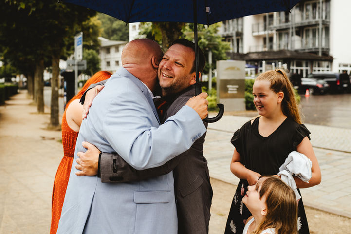 Authentische Hochzeitsfotografie auf Rügen I Hochzeitsfotograf Müther-Turm I Binz