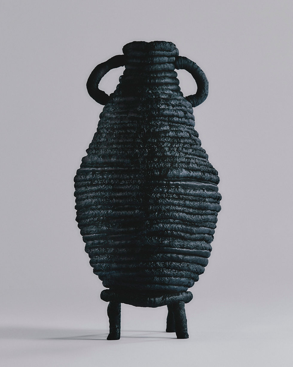 James Shaw Amphore plastique recylé noir