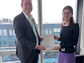 DESM sichert Genehmigung des neuen Schulmodells