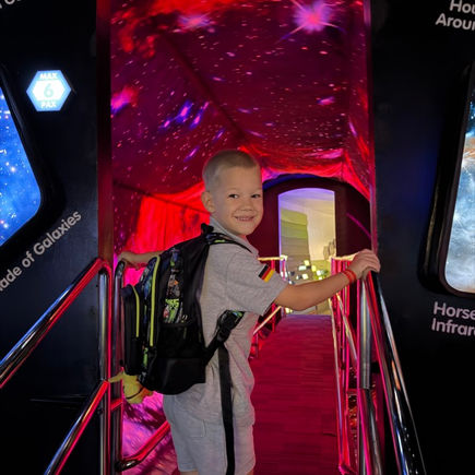 Klasse 1E erkundet öffentliche Orte im Mind Museum