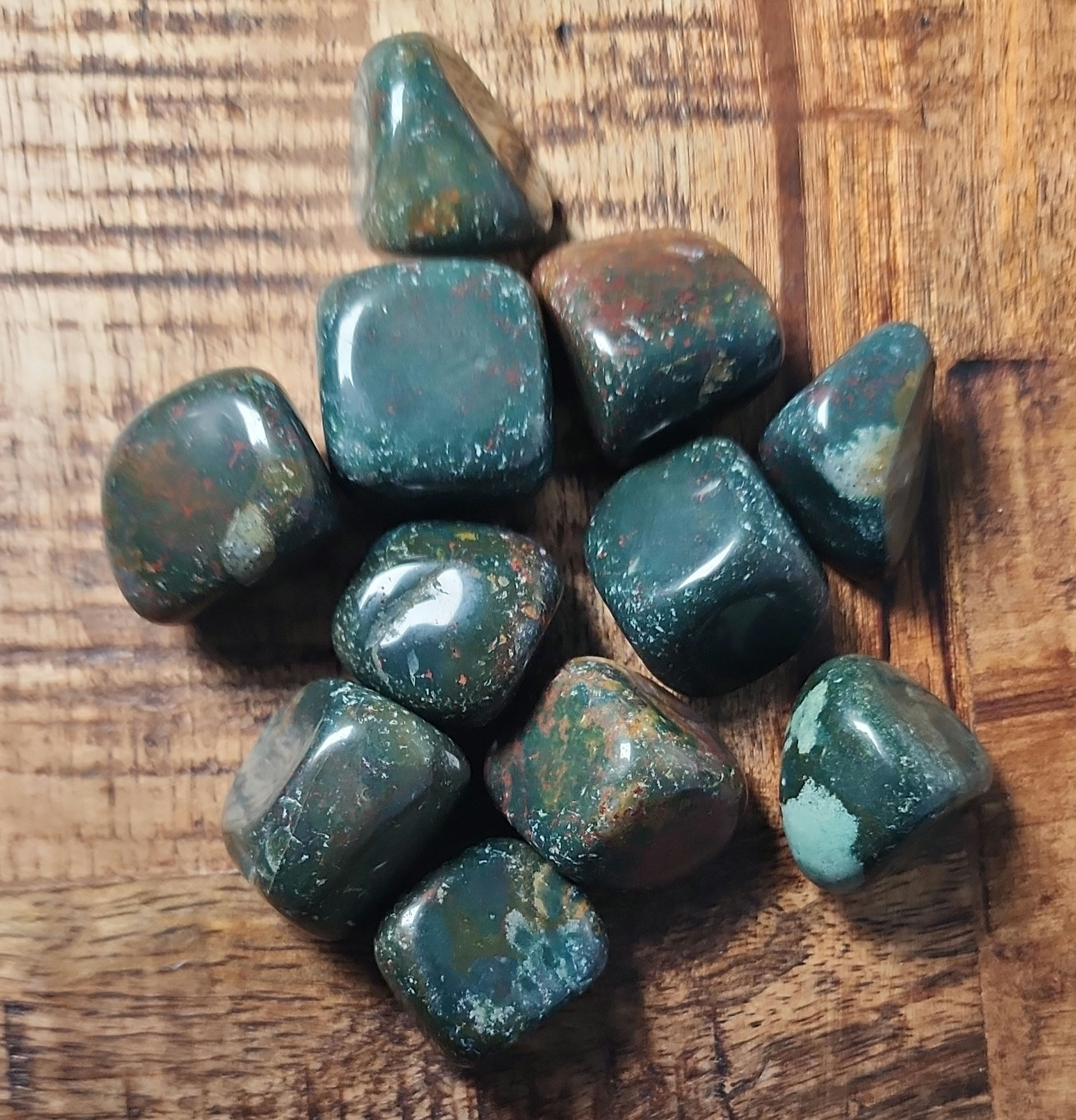 Bloodstone tumbled stone