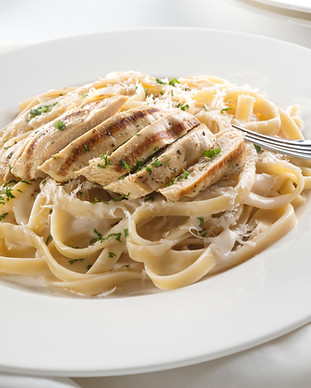 Fettuccine Alfredo.jpeg