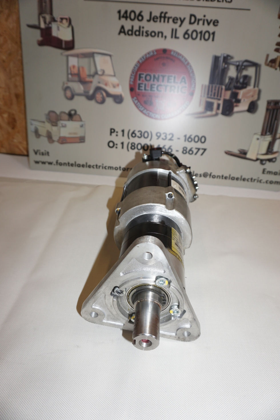 Front view of rebuilt/remanufactured Yale motor part number/sku 5820117-77.