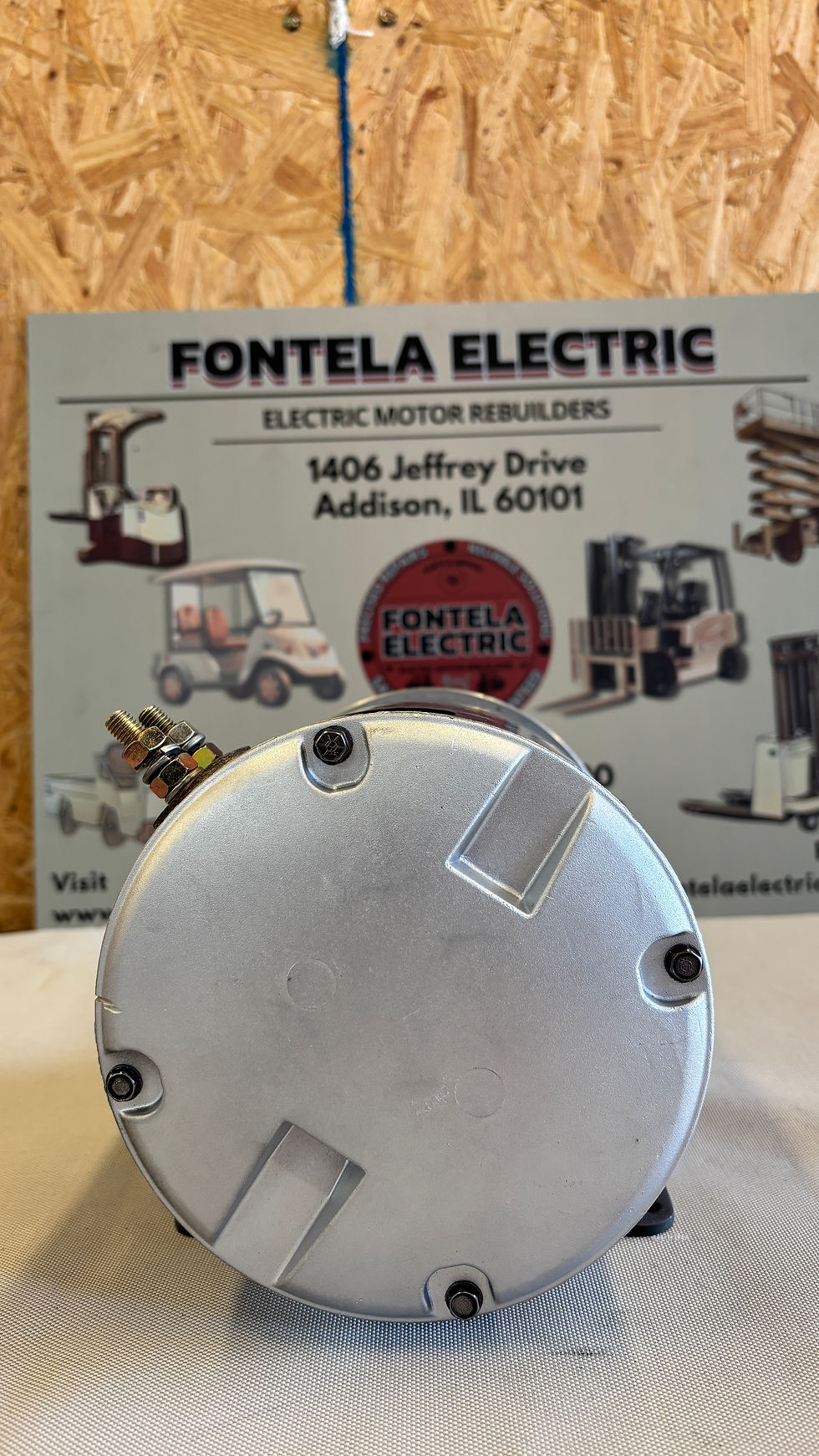 Front view of rebuilt/remanufactured Raymond motor part number/sku 570-398-101.
