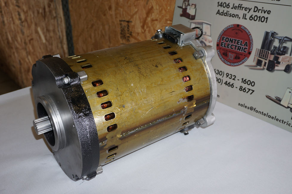 Right view of rebuilt/remanufactured Hyster motor part number/sku 8544434.