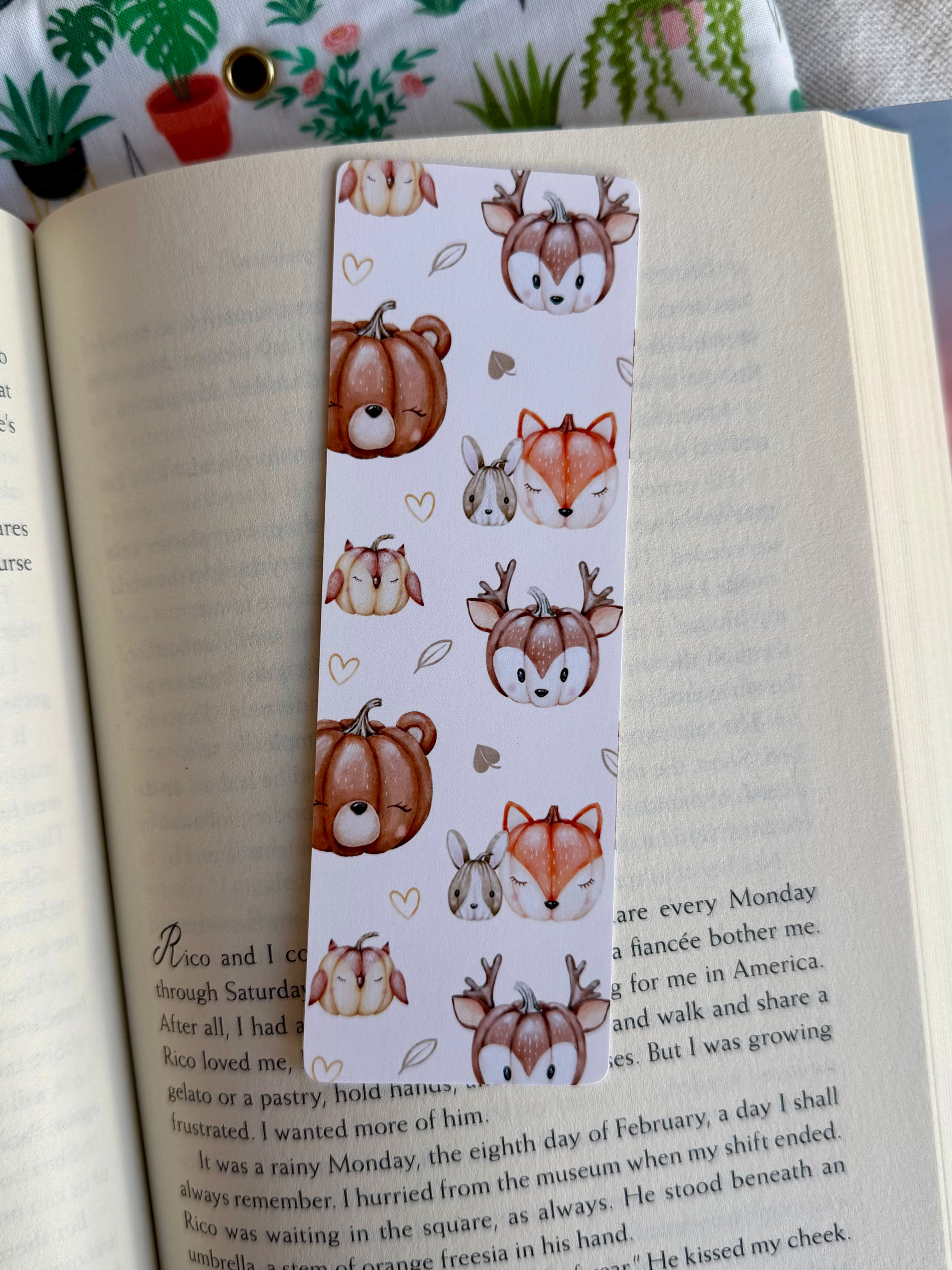 woodland pumpkins bookmark