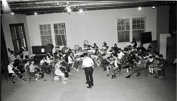 Hanging Horn History