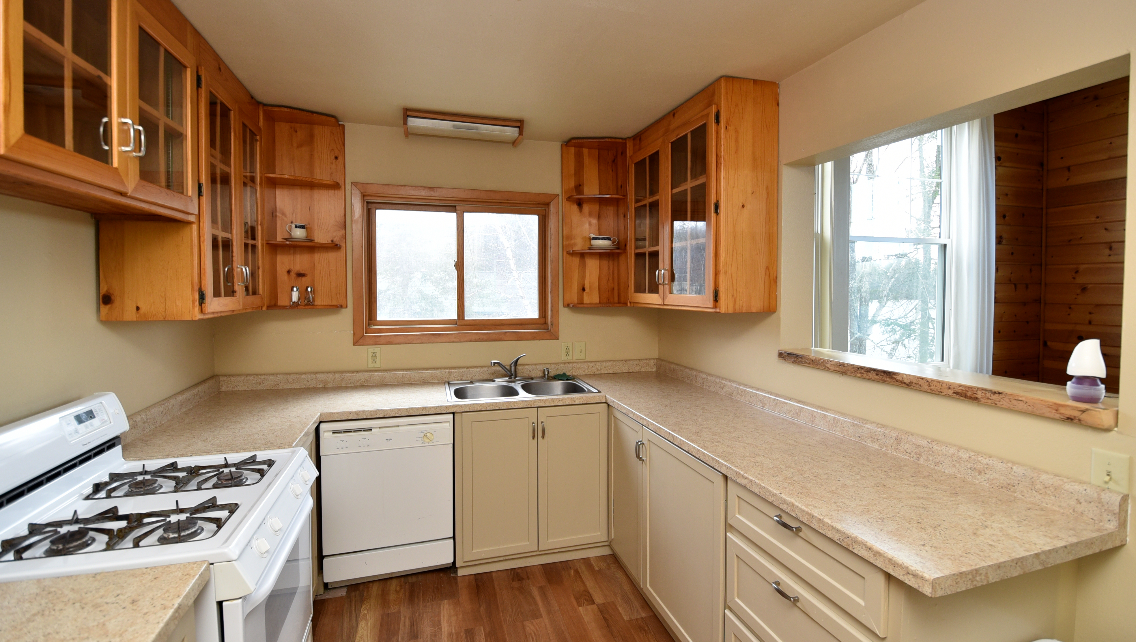 Hanging Horn Lakeside Resort Photos Videos