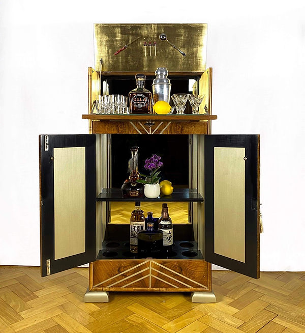 Brigit the Whisky Wardrobe