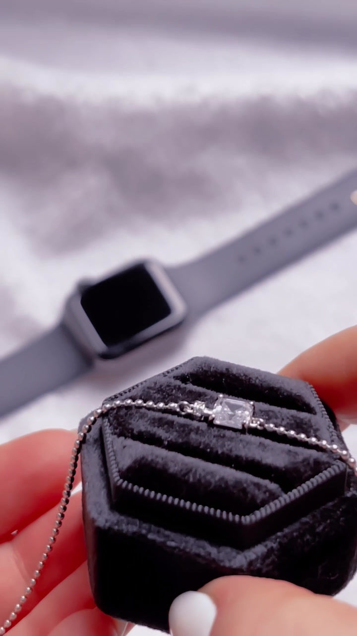 Thumbnail: SHIKAKU BRACELET