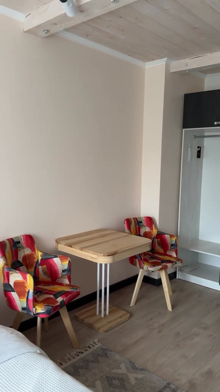 Прев'ю: НОМЕР 401  |  ДВОМІСНИЙ, МОЖЛИВИЙ ВИХІД НА БАЛКОН З КОРИДОРУ ПОВЕРХУ