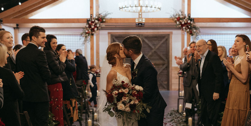 Liljebeck-Farms-Wedding-Venue-Winter-Wedding