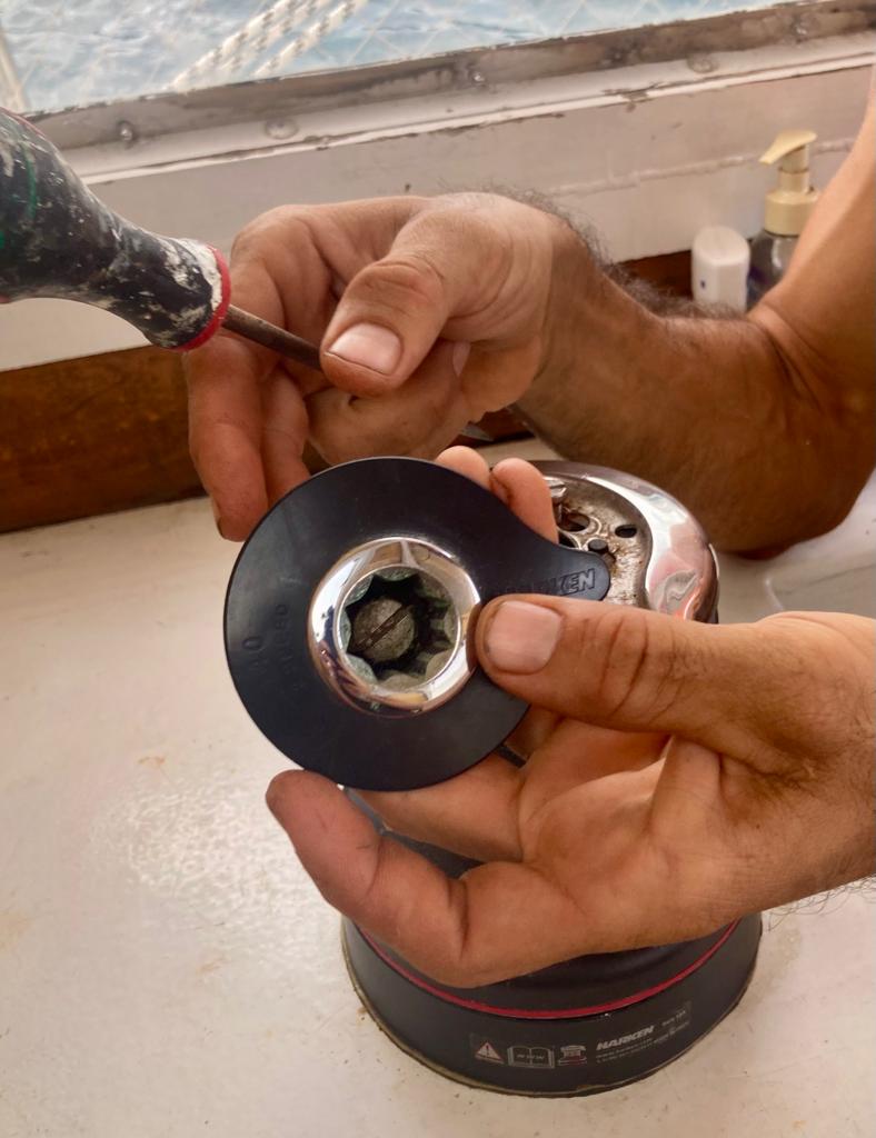 Harken 40.2 Winch Service