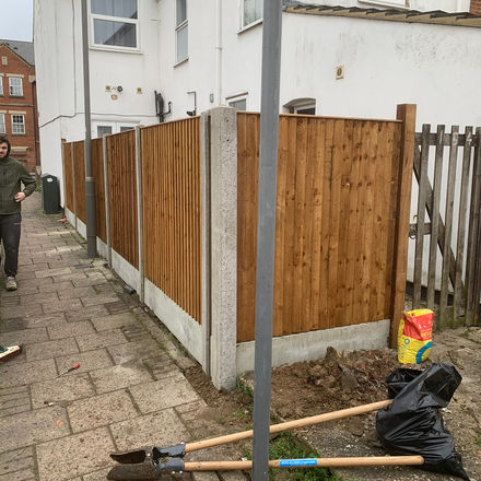 Replacement Closeboard Fencing & Posts - Aylesbury