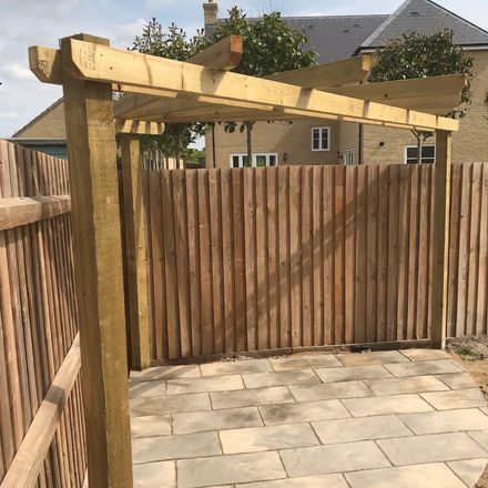 Custom Built Pergola & Patio Installation - Royston