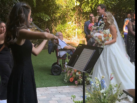 The Magic of Solo Violin: Why Couples Choose Live Music for Their Wedding Ceremony