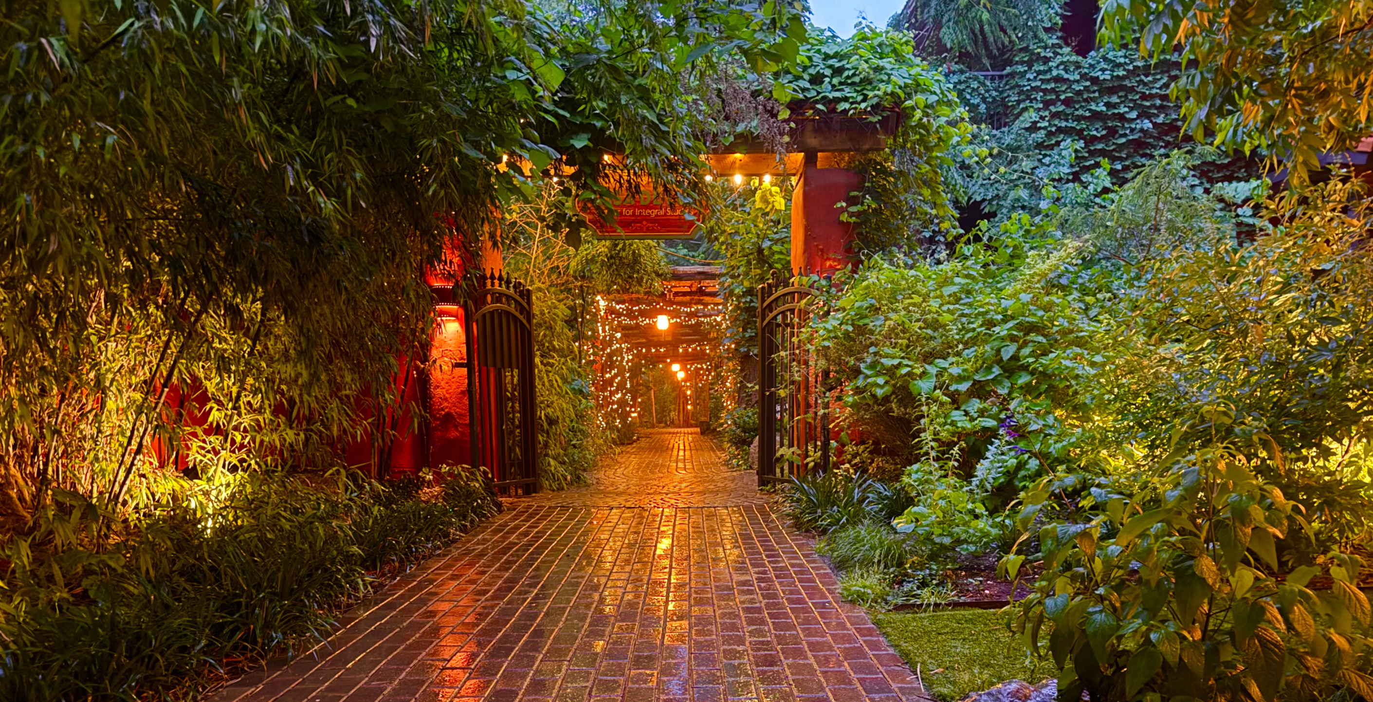 Casa de Luz — Barton Springs