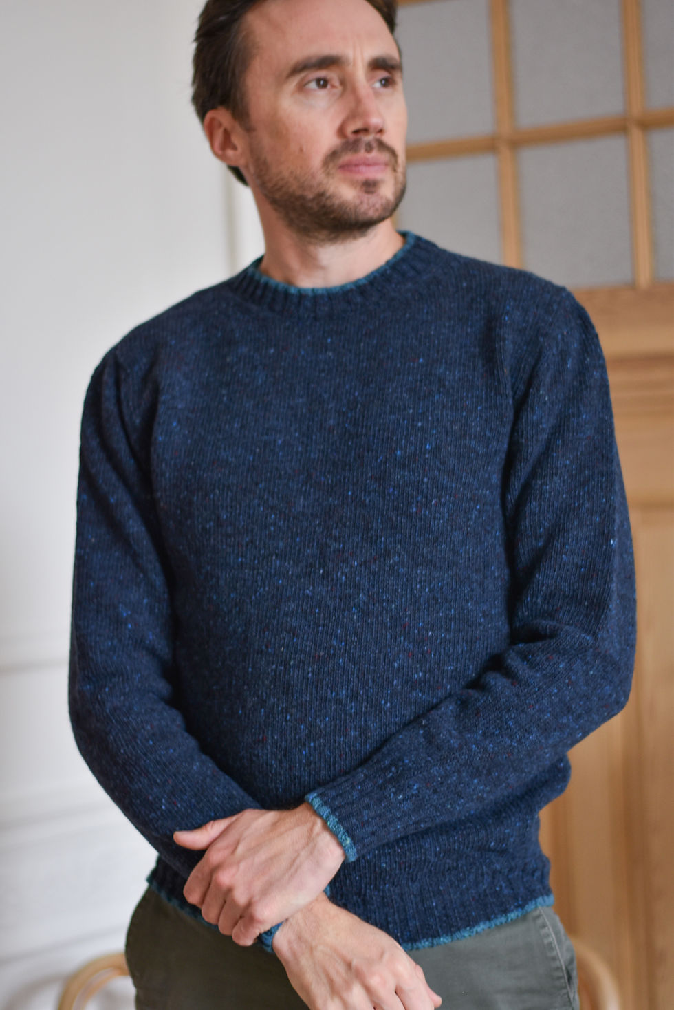Le pull Paul - 100% laine - Bleu debout