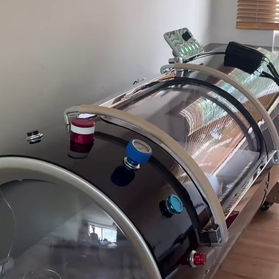2.5 ATA hyperbaric chamber Crystal Palace - steel hard-shell unit delivered to south London home