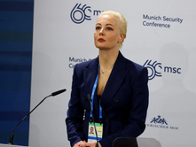 Navalny’s Wife Makes Dramatic Appearance After Reports of His Death
