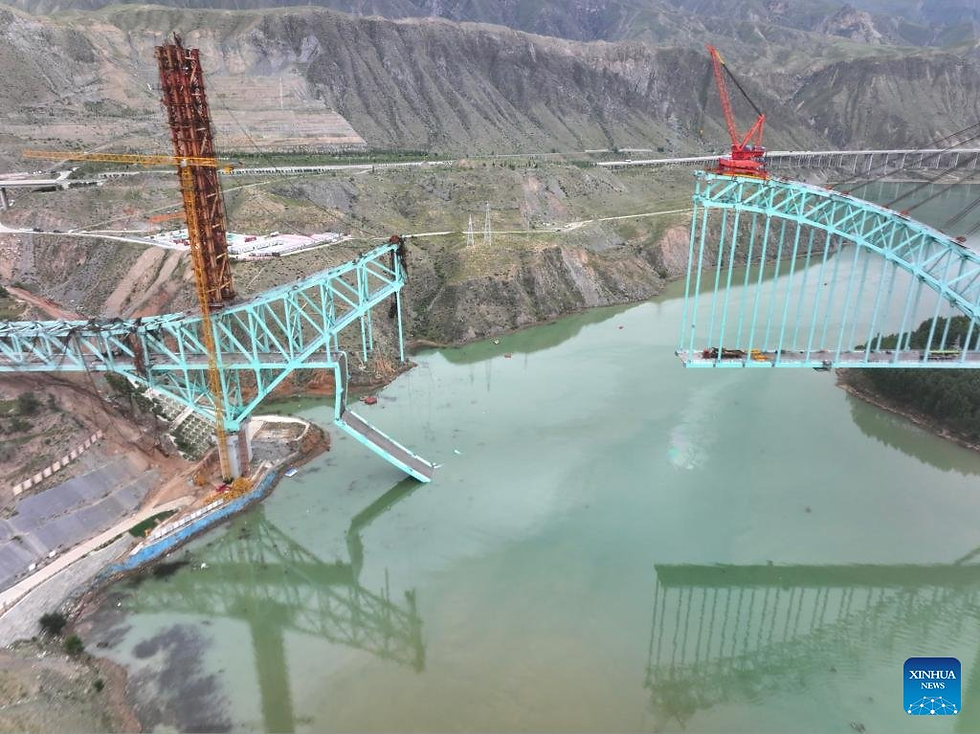 Cable snapped during Yellow River bridge construction (Qinghai)