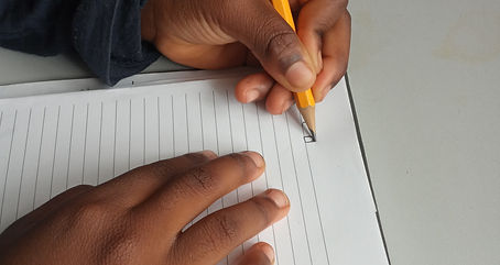 FreeP-Handwriting- Grip-Left Hand.jpg