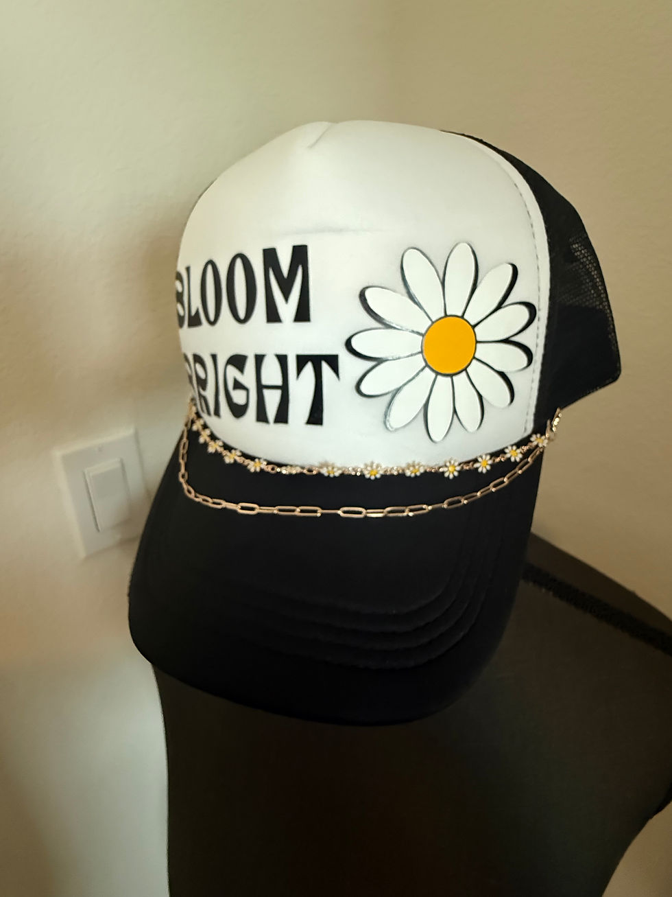 Thumbnail: Bloom Bright