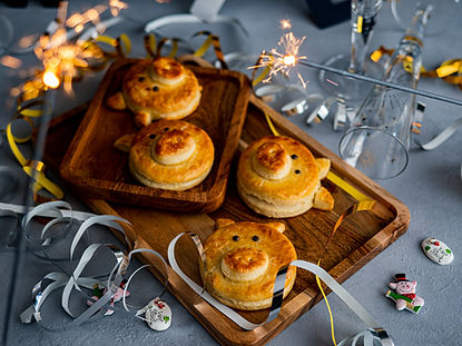 Glückschweinchen mit Pogatschenteig