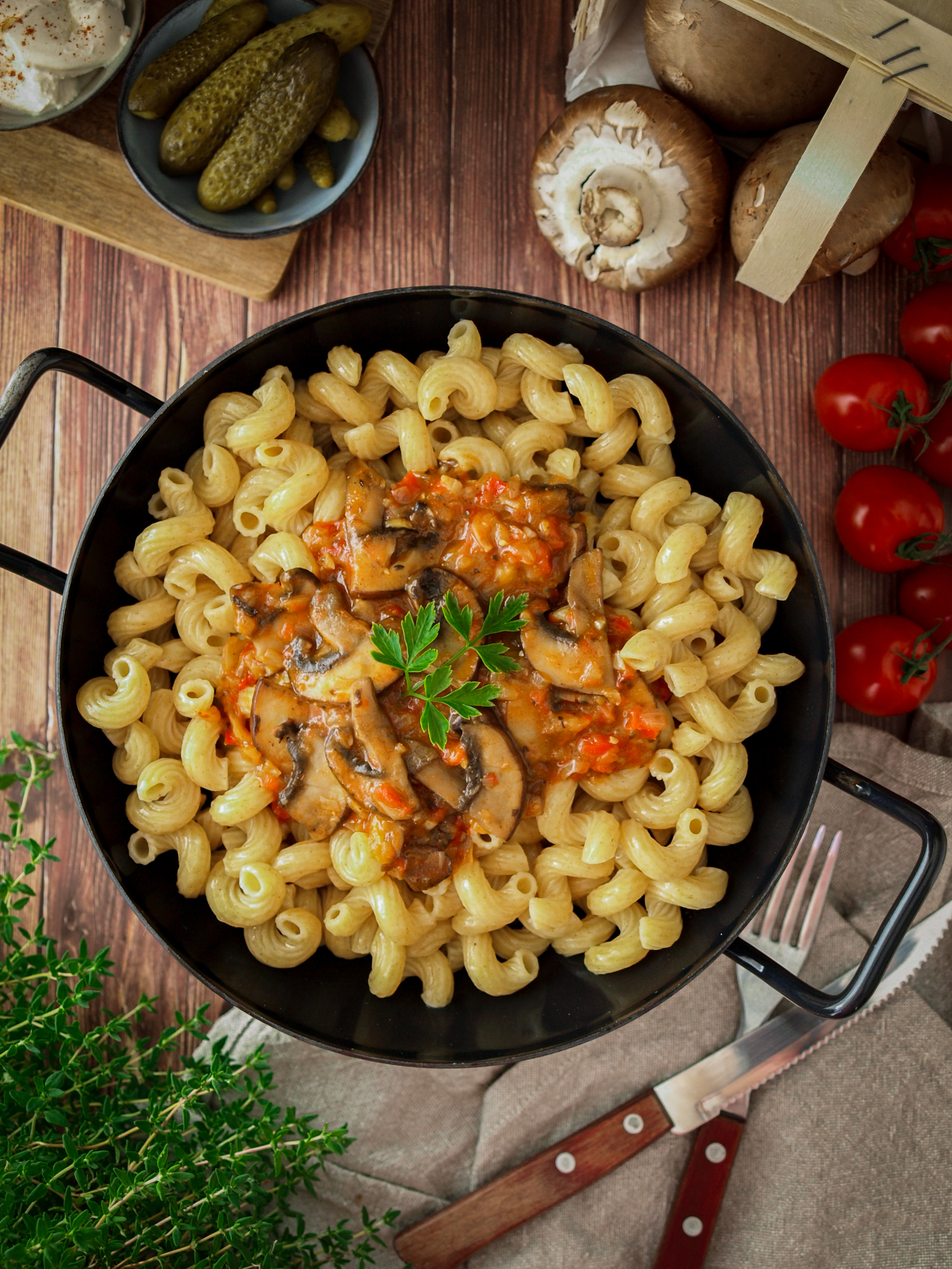 Champignon- Gulasch nach ungarischer Art Champignon- Gulasch nach ungarischer Art