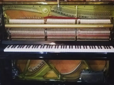 Afinación en La 440 hz y regulación de pedal piano Yamaha