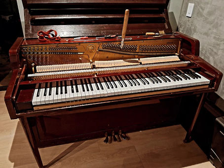 Afinación en La 440 hz piano Wurlitzer