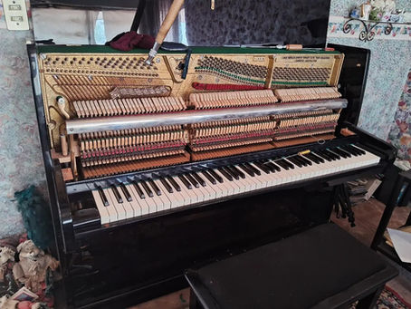 Entonación en La 435 hz y regulación de maquinaria piano Weinbach 1964