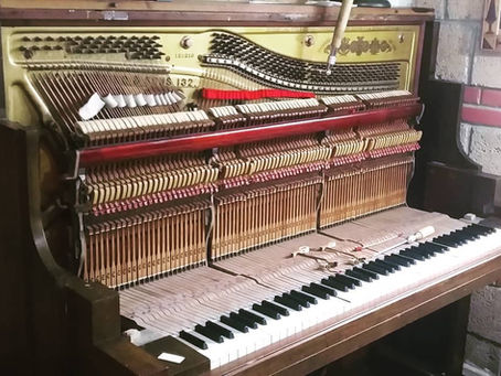 Afinación en La 443 hz piano Chickering