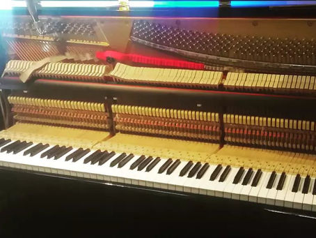 Pitch raise en La 440 hz piano Strauss & Sons