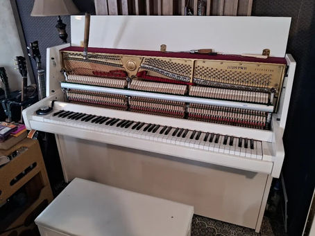 Afinación en La 440 hz piano Yamaha JU109