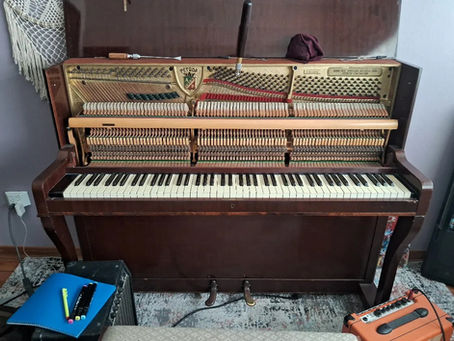 Afinación en La 440 hz piano Petrof 1954