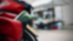 Fahrrad Velo auf dem Arlesheimer Gemüsemarkt mit Lauch in der Tasche