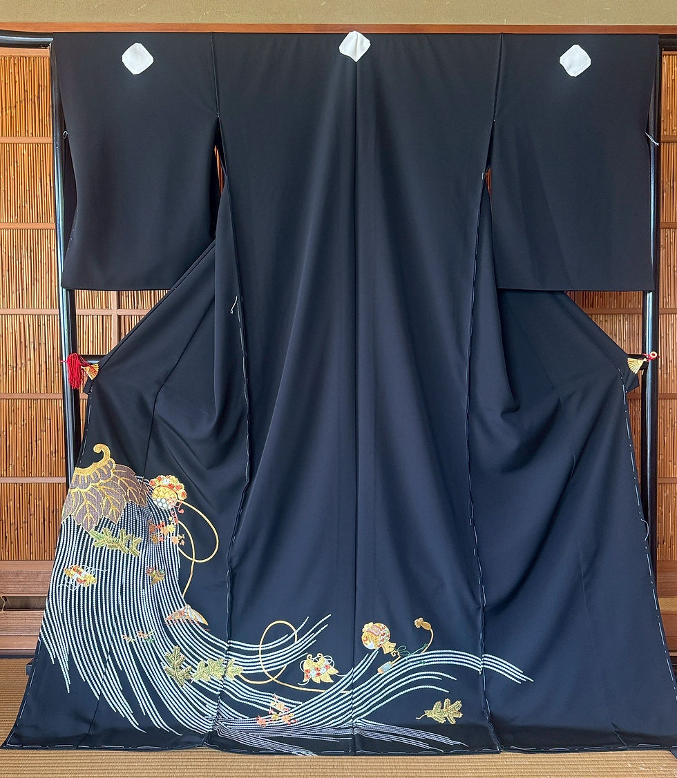 黒留袖 蓑子宝吉祥