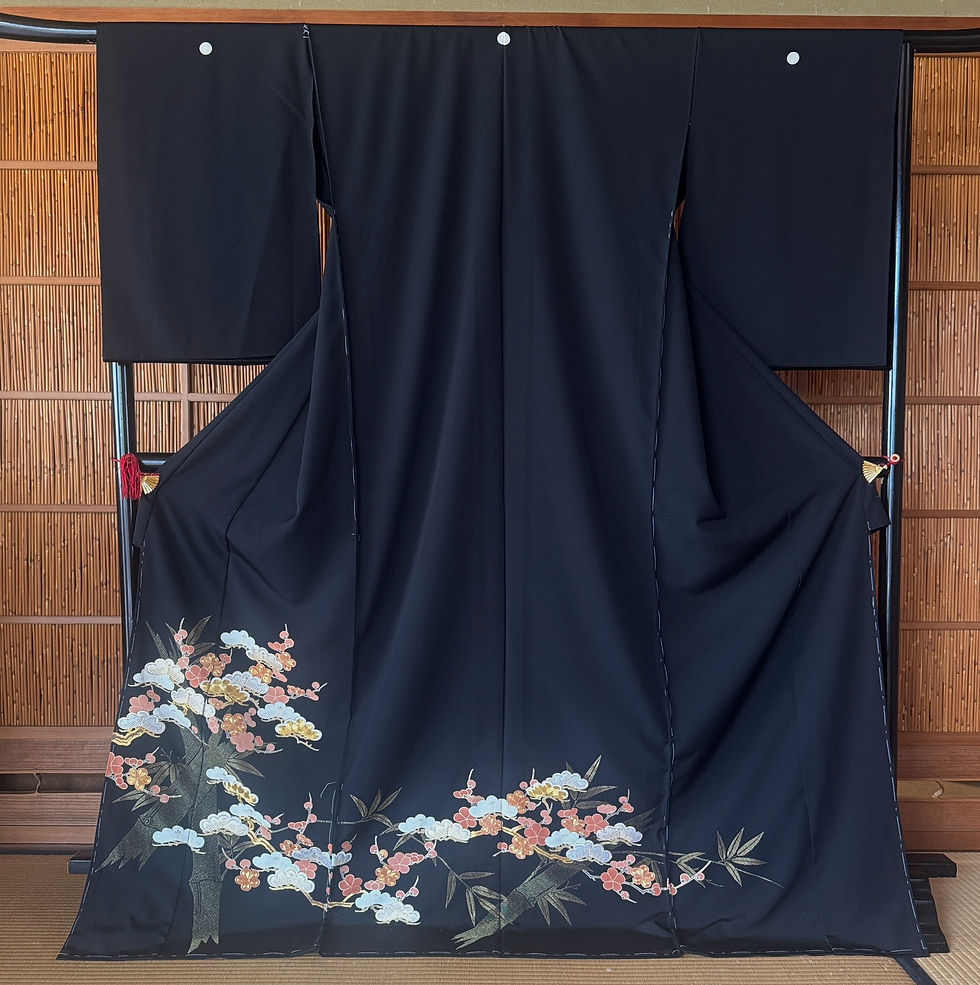 黒留袖 竹に松梅