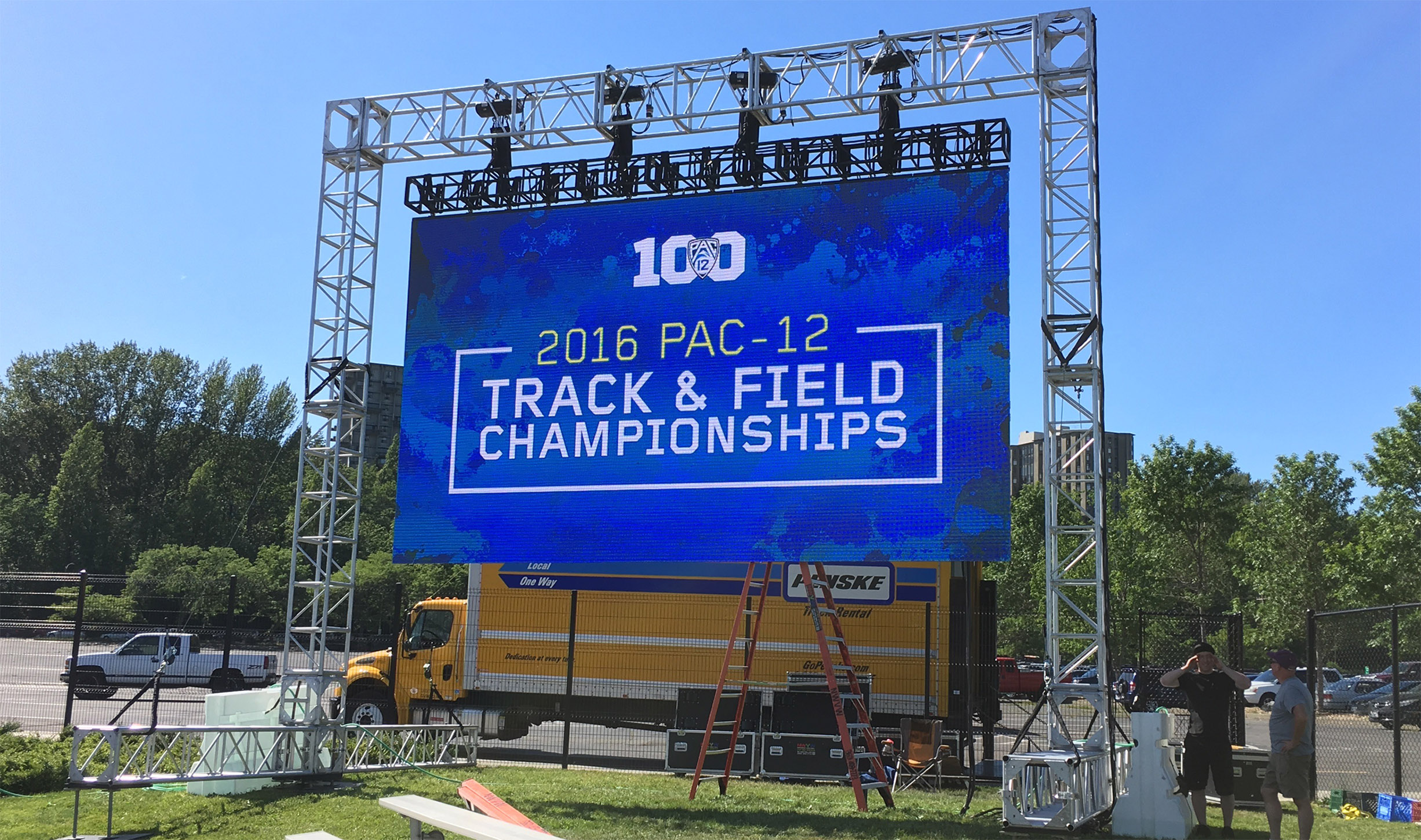 24' x14' LED video wall