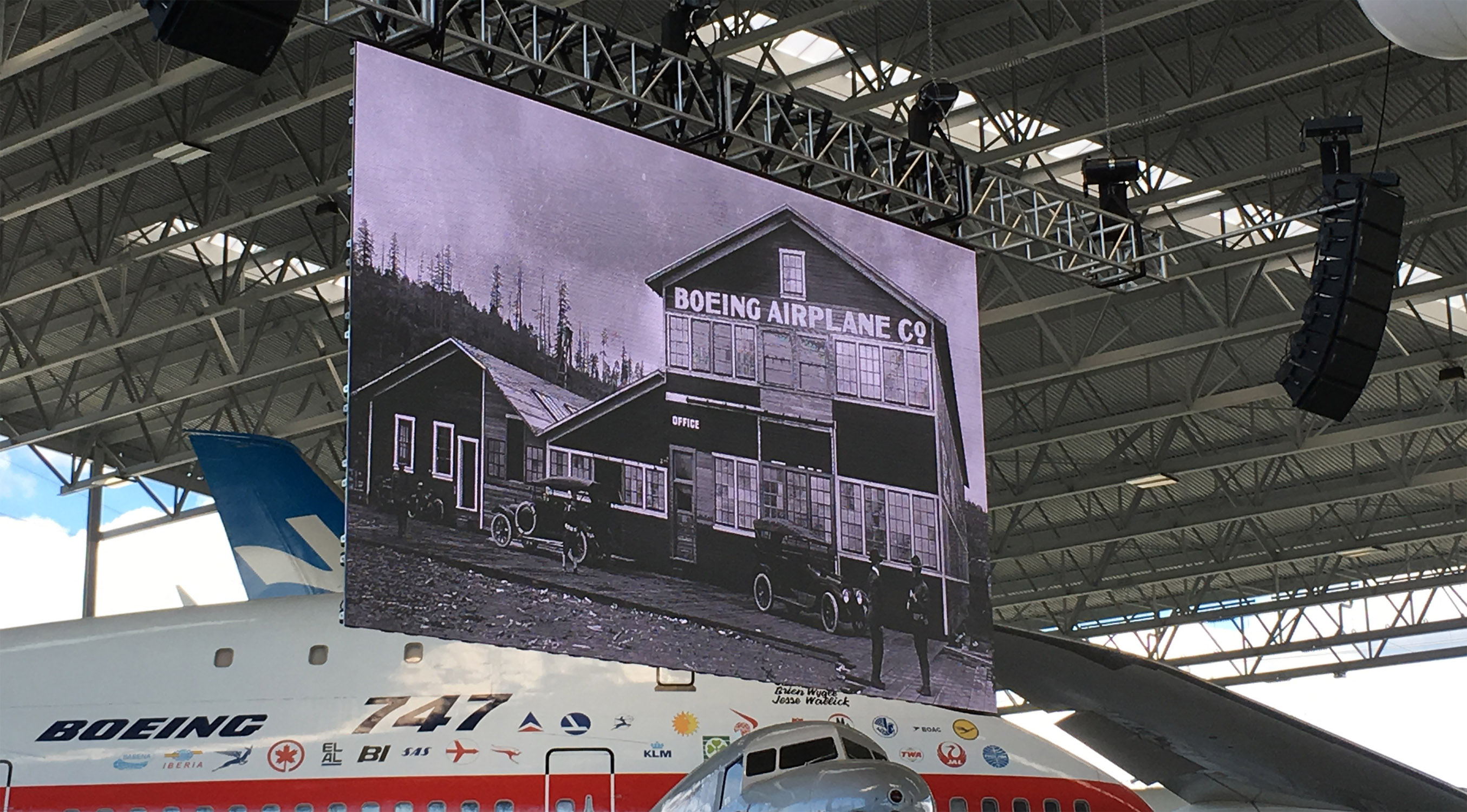 Boeing 2.8mm LED video wall
