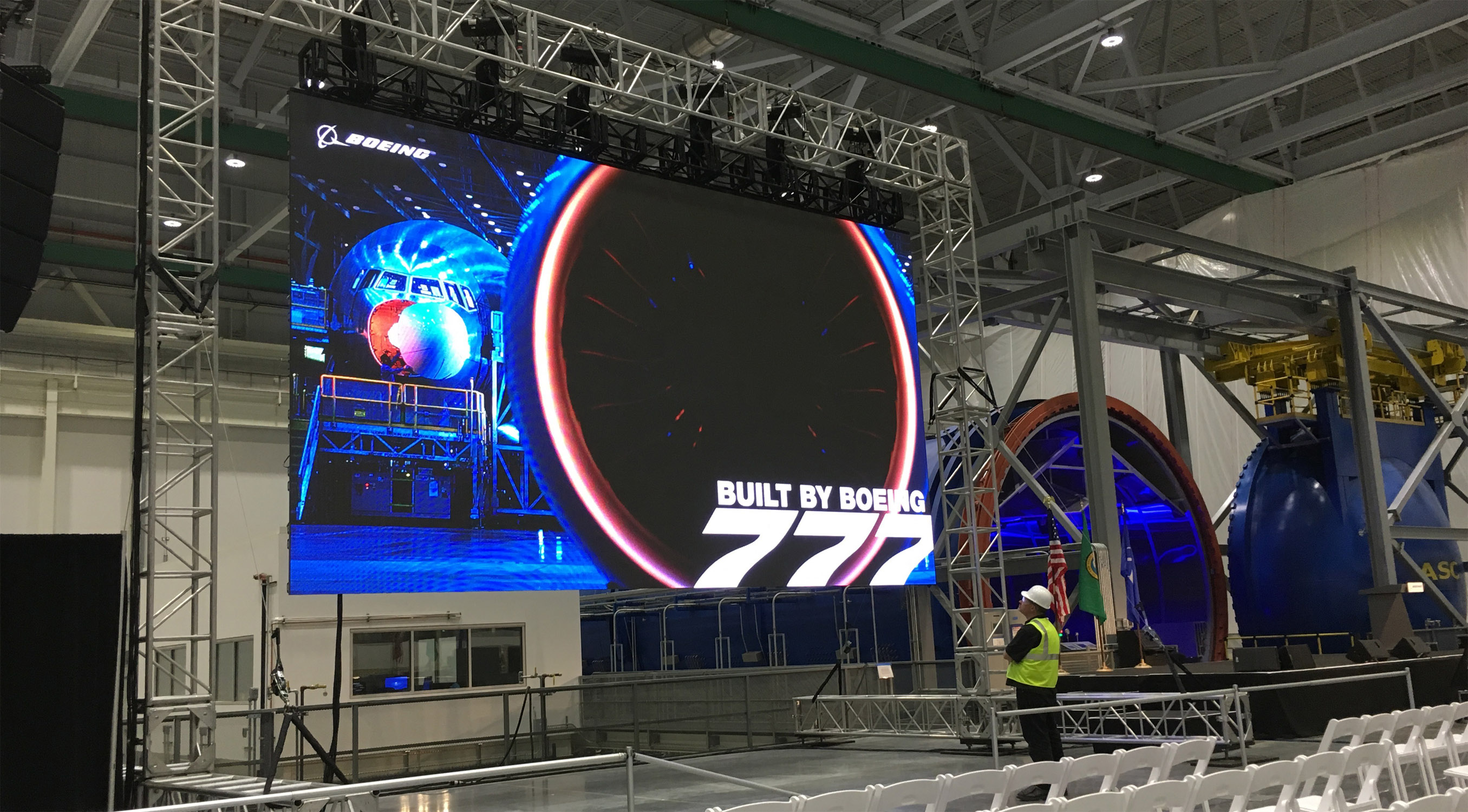 27' x 15' LED video wall
