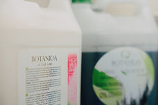 close up sleek it up coat mask