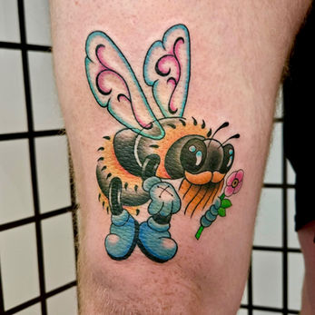 bee tattoo