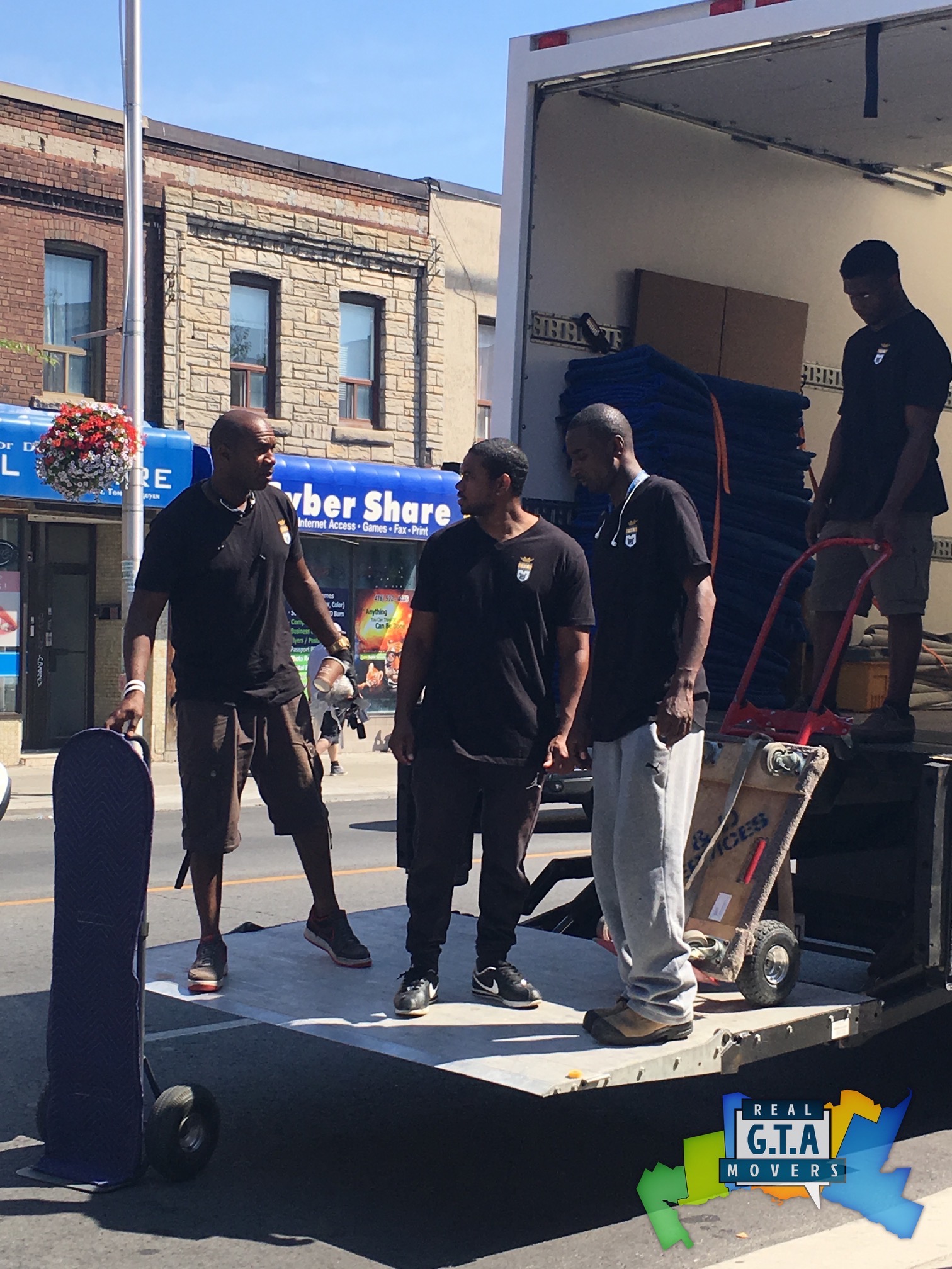 real gta movers GTA-MOVERS.COM _3770.jpg