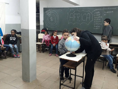 Oficina: Conhecendo um pouquinho sobre a África