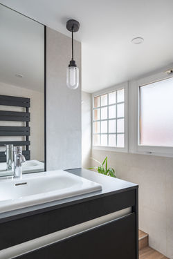 Montreuil-salle d'eau