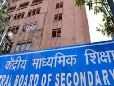 PROPOSED SCORING PLAN BY CBSE BEFITS THE CURRENT SITUATION: ACADEMECIANS AND STUDENTS