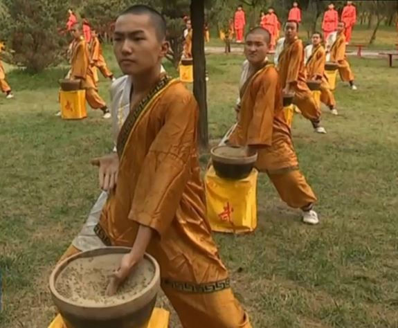Thumbnail: Shaolin 16 Herb Iron Palm Dit Da Jow