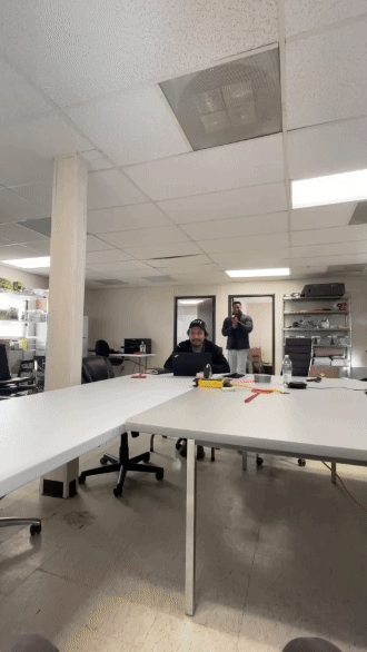 Derek Hoang.gif